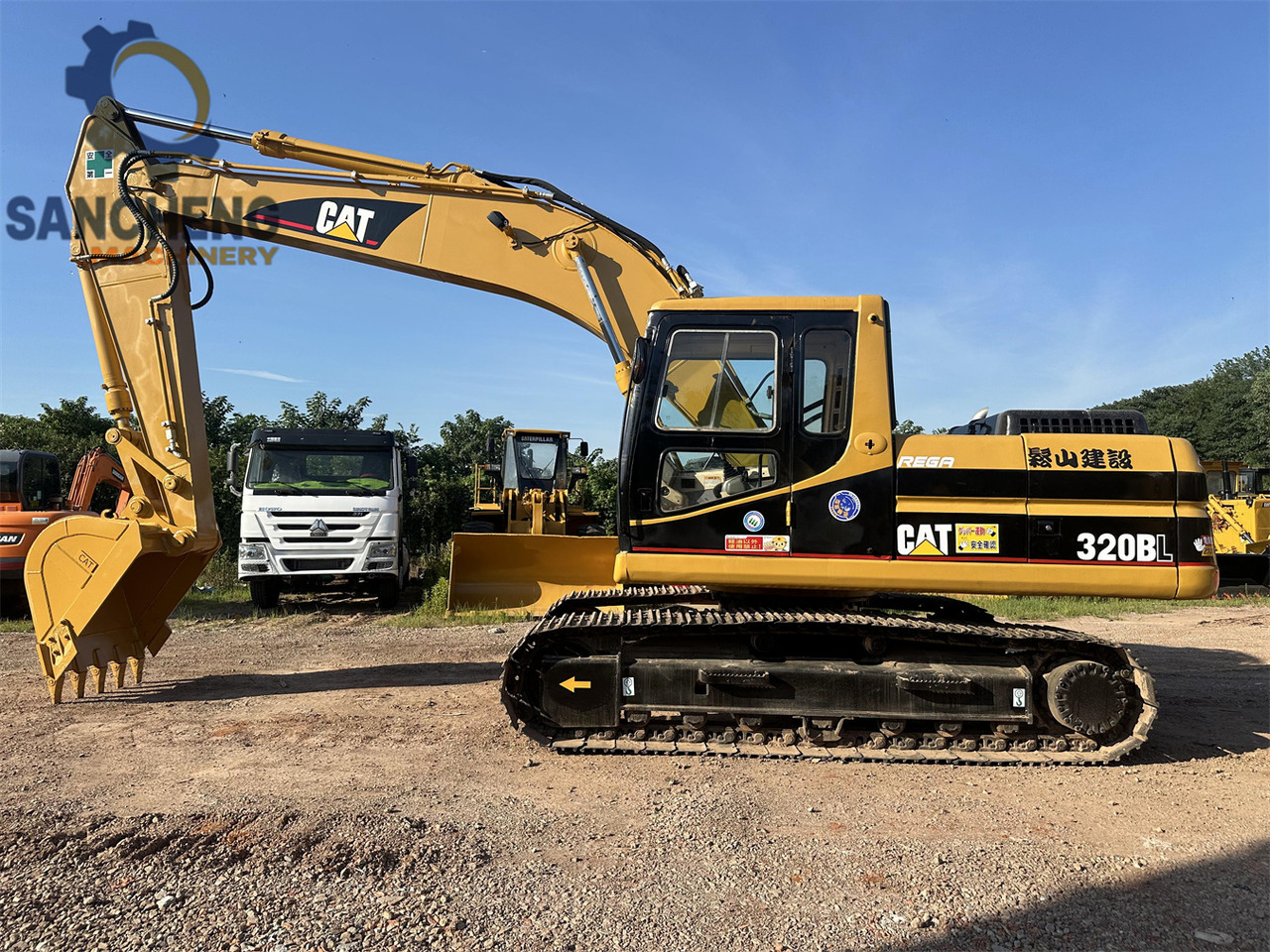 CATERPILLAR 320B - Kāpurķēžu ekskavators: foto 5 CATERPILLAR 320B - Kāpurķēžu ekskavators: foto 5