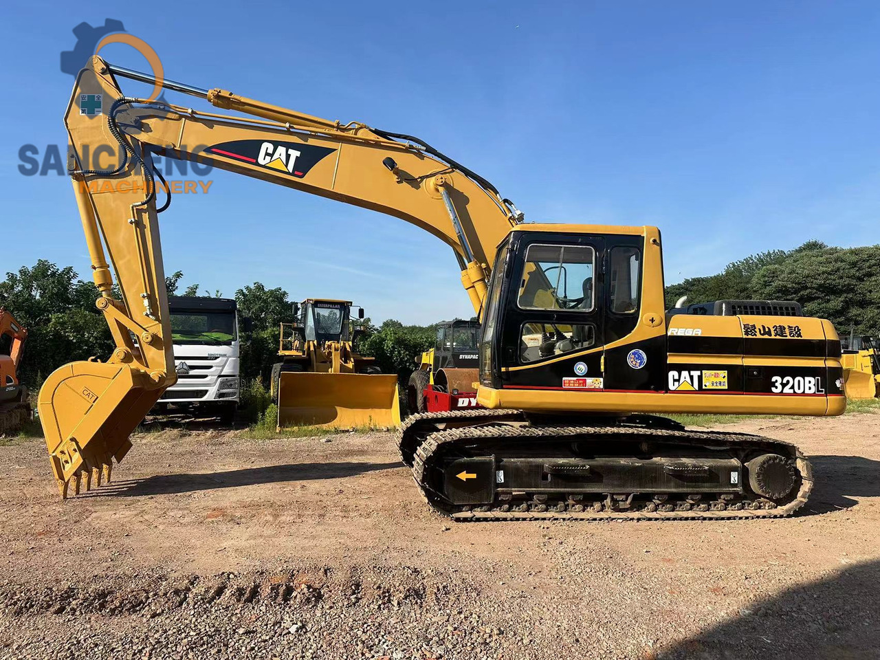 CATERPILLAR 320B - Kāpurķēžu ekskavators: foto 3 CATERPILLAR 320B - Kāpurķēžu ekskavators: foto 3