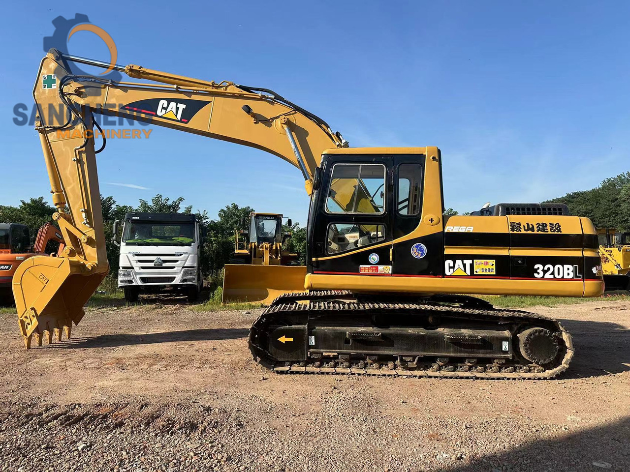 CATERPILLAR 320BL - Kāpurķēžu ekskavators: foto 2 CATERPILLAR 320BL - Kāpurķēžu ekskavators: foto 2