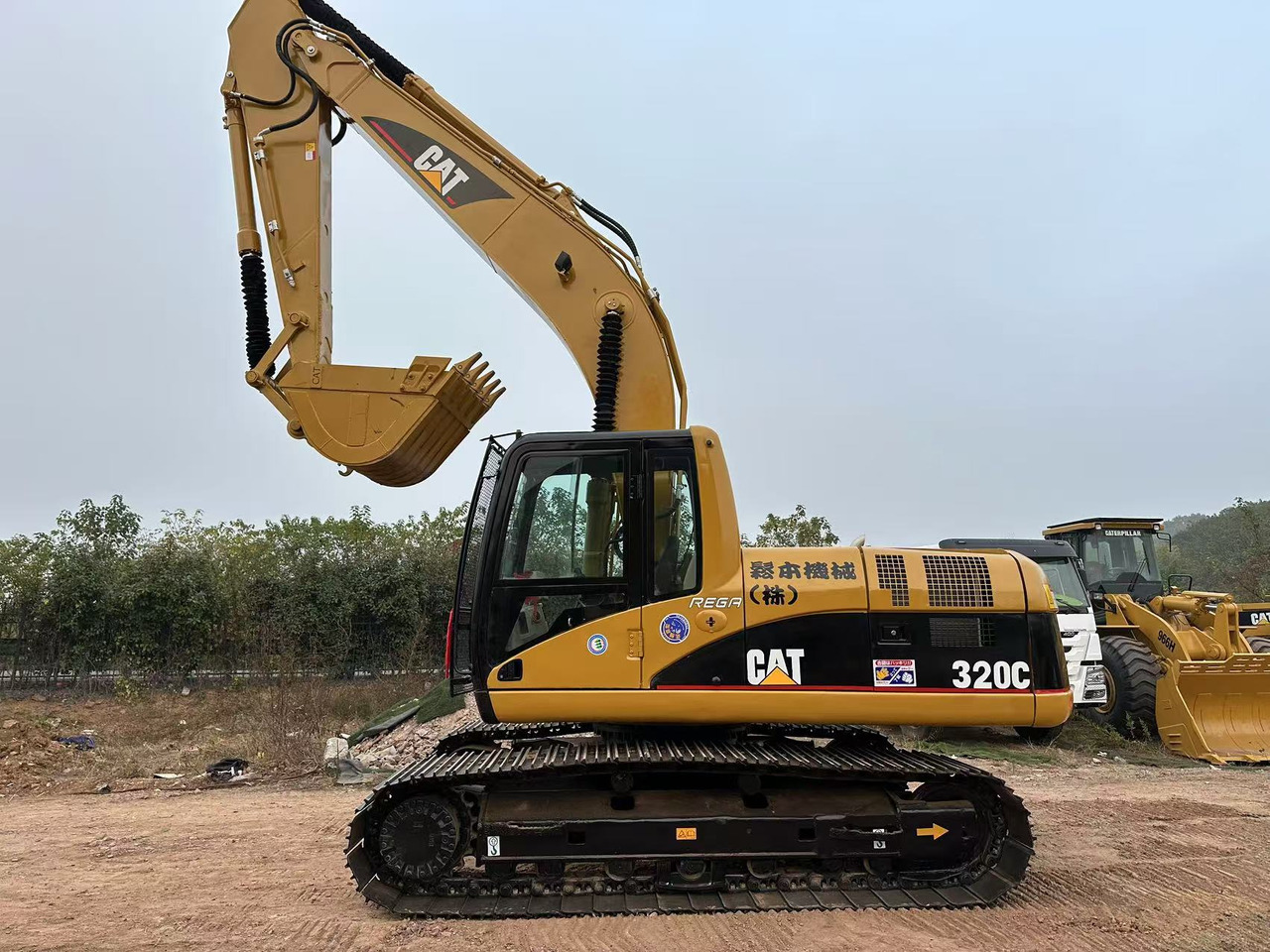 CATERPILLAR 320C - Kāpurķēžu ekskavators: foto 5 CATERPILLAR 320C - Kāpurķēžu ekskavators: foto 5