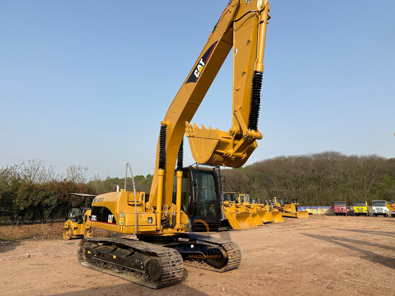 CATERPILLAR 320CL - Kāpurķēžu ekskavators: foto 5 CATERPILLAR 320CL - Kāpurķēžu ekskavators: foto 5