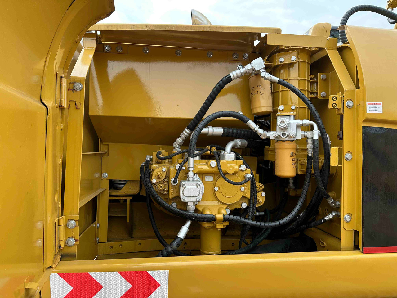 Kāpurķēžu ekskavators CATERPILLAR 320CL: foto 11