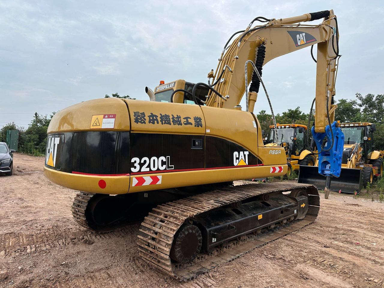 CATERPILLAR 320CL - Kāpurķēžu ekskavators: foto 2 CATERPILLAR 320CL - Kāpurķēžu ekskavators: foto 2