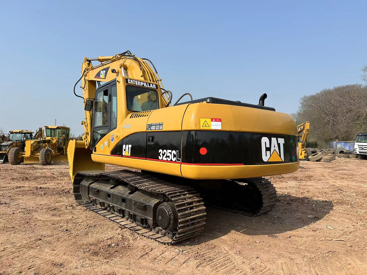CATERPILLAR 325C - Kāpurķēžu ekskavators: foto 5 CATERPILLAR 325C - Kāpurķēžu ekskavators: foto 5