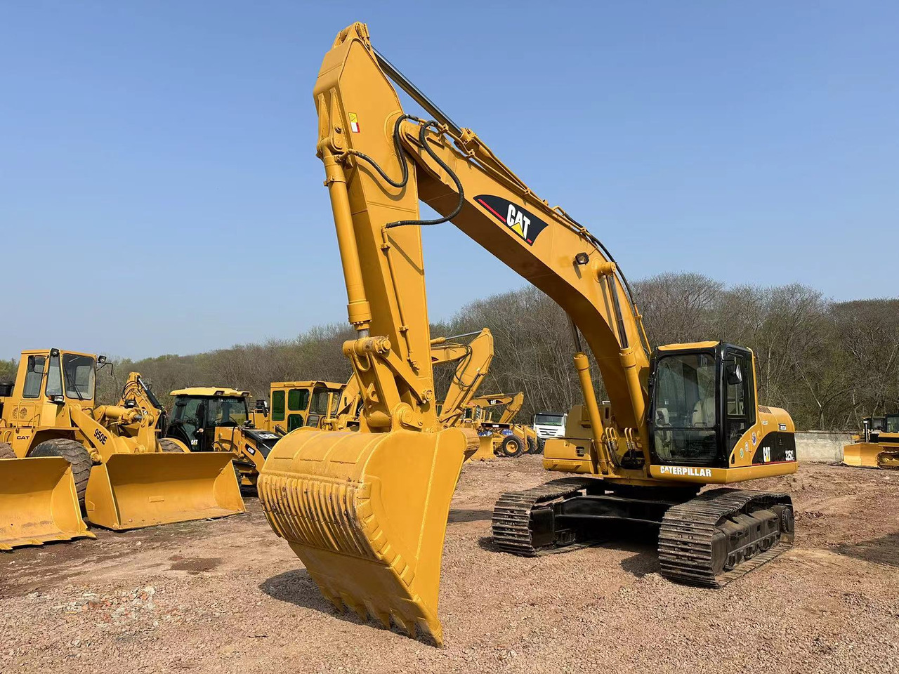 CATERPILLAR 325C - Kāpurķēžu ekskavators: foto 2 CATERPILLAR 325C - Kāpurķēžu ekskavators: foto 2