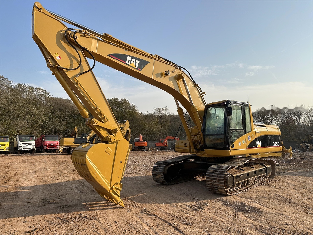 CATERPILLAR 325CL - Kāpurķēžu ekskavators: foto 2 CATERPILLAR 325CL - Kāpurķēžu ekskavators: foto 2