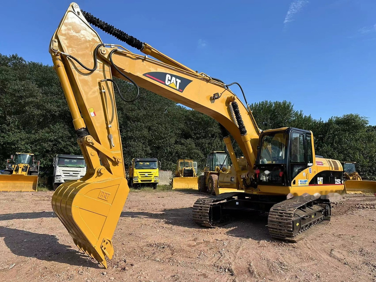 CATERPILLAR 325CL - Kāpurķēžu ekskavators: foto 3 CATERPILLAR 325CL - Kāpurķēžu ekskavators: foto 3