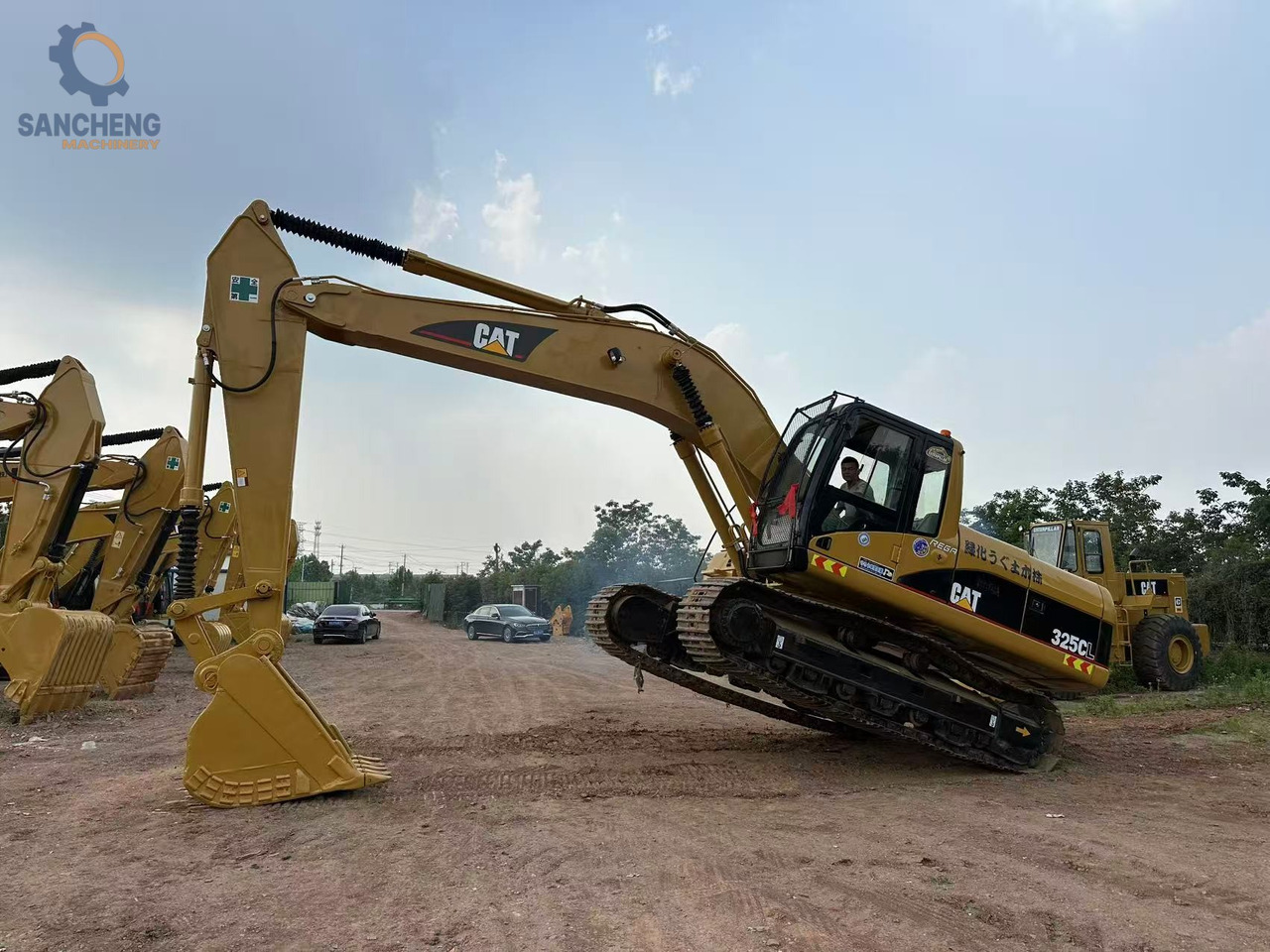CATERPILLAR 325CL - Kāpurķēžu ekskavators: foto 1 CATERPILLAR 325CL - Kāpurķēžu ekskavators: foto 1