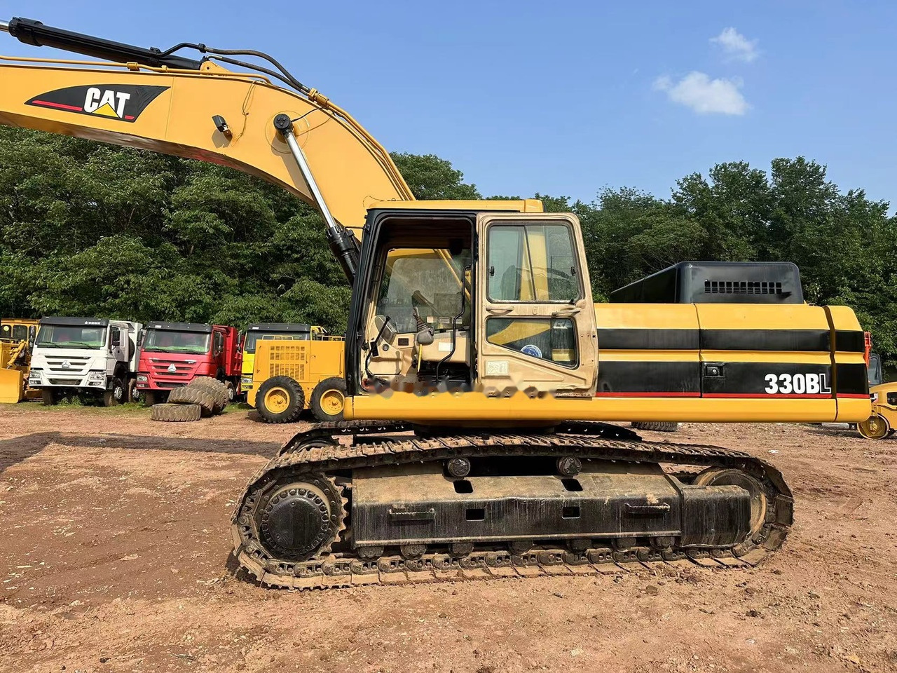 CATERPILLAR 330B - Kāpurķēžu ekskavators: foto 4 CATERPILLAR 330B - Kāpurķēžu ekskavators: foto 4