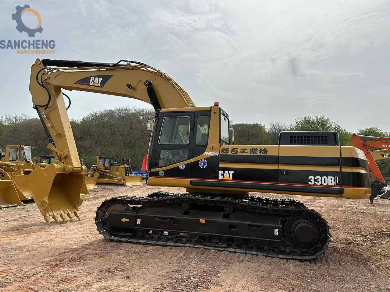 CATERPILLAR 330BL - Kāpurķēžu ekskavators: foto 5 CATERPILLAR 330BL - Kāpurķēžu ekskavators: foto 5