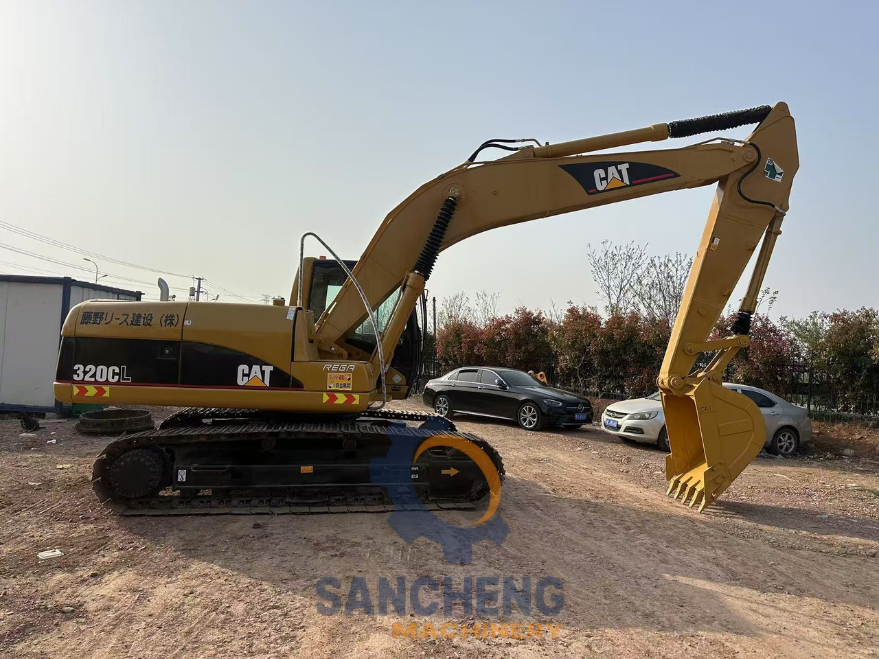 CATERPILLAR 330CL - Kāpurķēžu ekskavators: foto 1 CATERPILLAR 330CL - Kāpurķēžu ekskavators: foto 1
