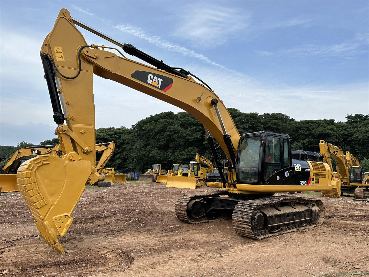 CATERPILLAR 330D - Kāpurķēžu ekskavators: foto 4 CATERPILLAR 330D - Kāpurķēžu ekskavators: foto 4