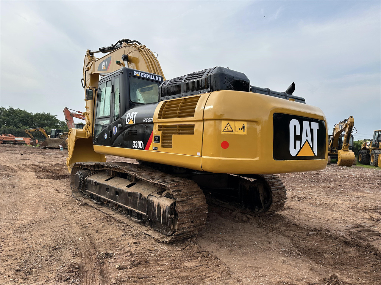 CATERPILLAR 330D - Kāpurķēžu ekskavators: foto 5 CATERPILLAR 330D - Kāpurķēžu ekskavators: foto 5