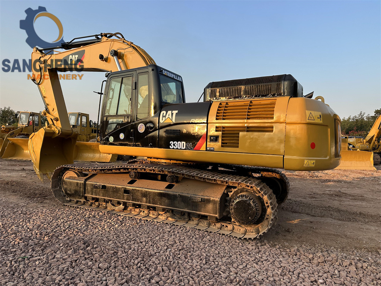 CATERPILLAR 330D2L - Kāpurķēžu ekskavators: foto 5 CATERPILLAR 330D2L - Kāpurķēžu ekskavators: foto 5
