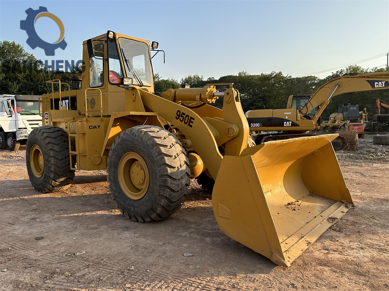 CATERPILLAR 950E - Riteņu iekrāvējs: foto 1 CATERPILLAR 950E - Riteņu iekrāvējs: foto 1