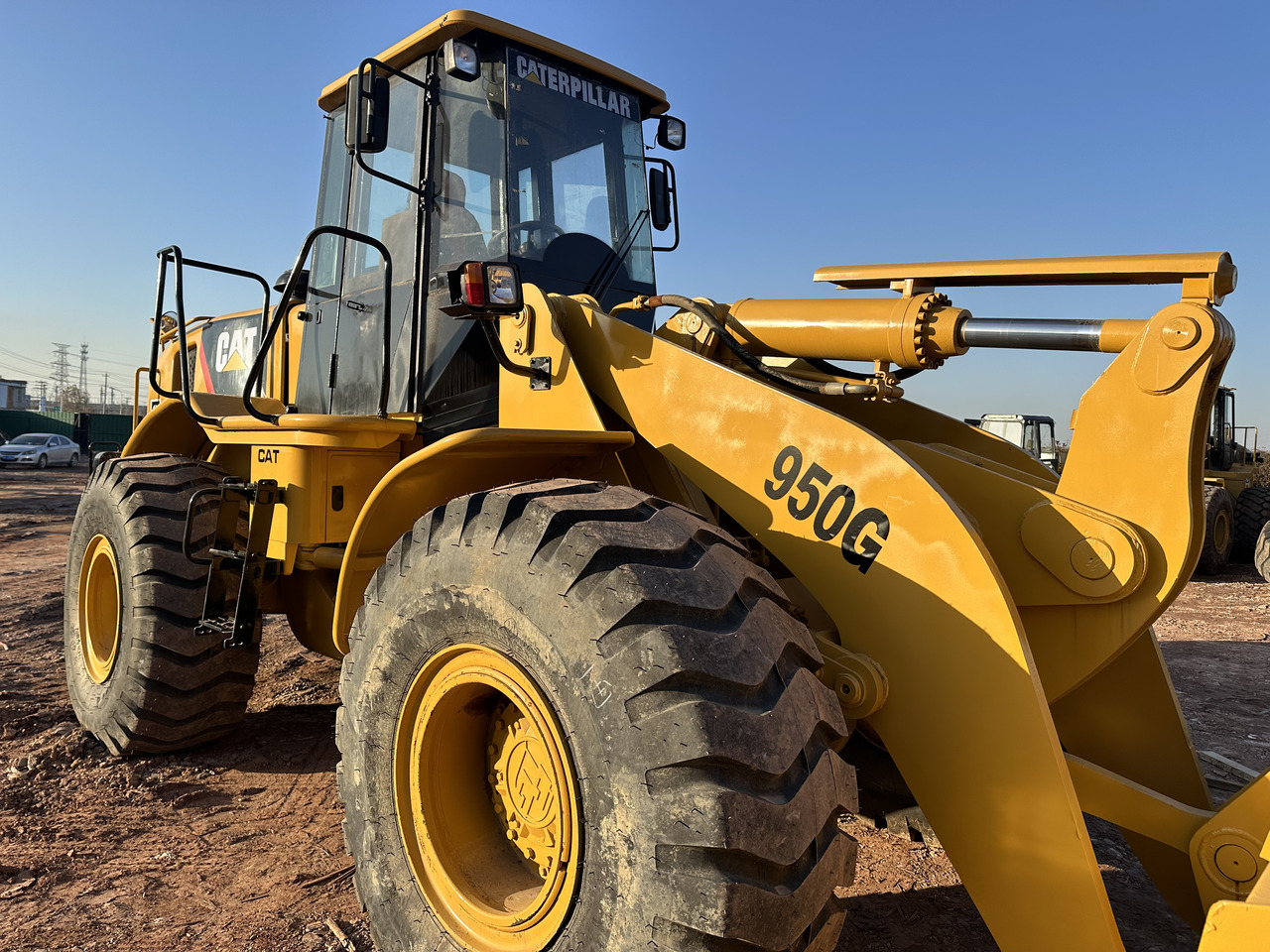 CATERPILLAR 950G - Riteņu iekrāvējs: foto 4 CATERPILLAR 950G - Riteņu iekrāvējs: foto 4