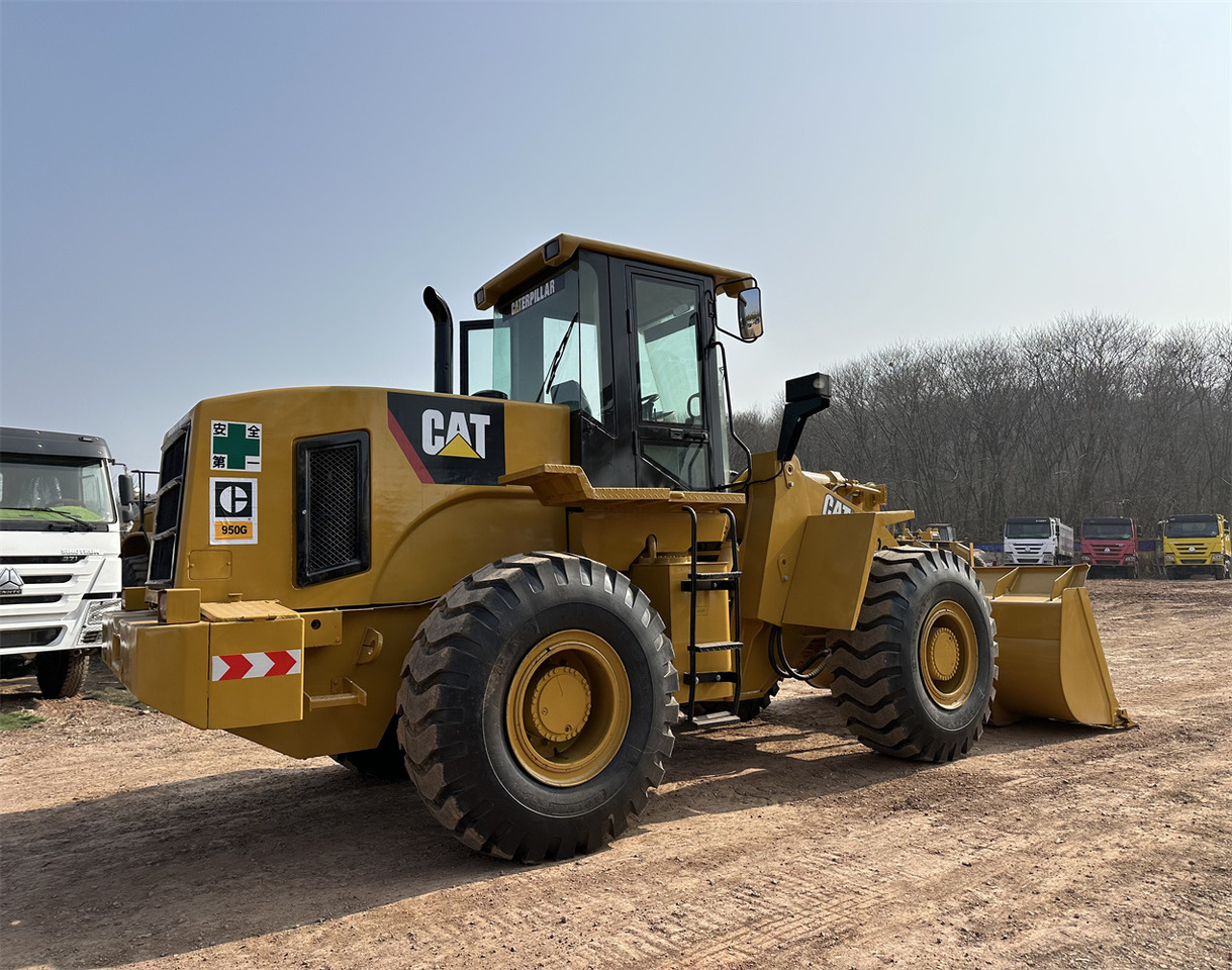 CATERPILLAR 950G - Riteņu iekrāvējs: foto 2 CATERPILLAR 950G - Riteņu iekrāvējs: foto 2