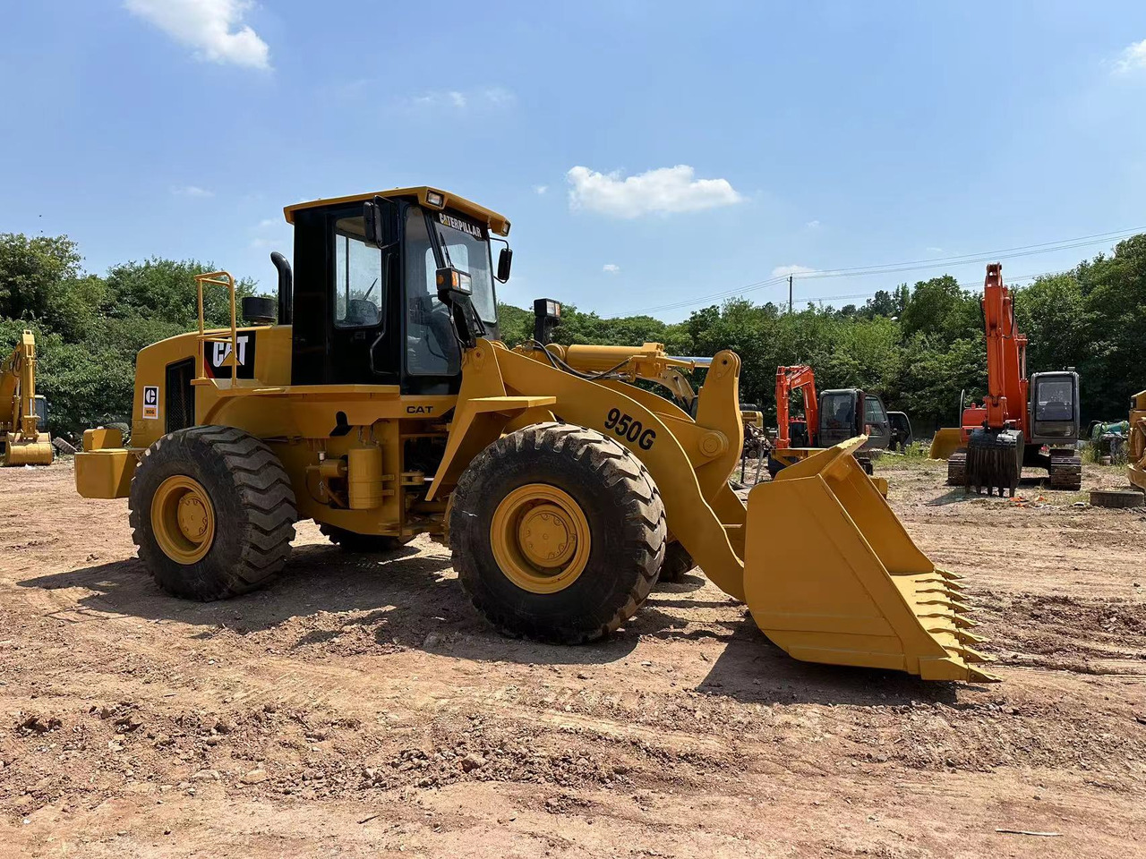 CATERPILLAR 950G - Riteņu iekrāvējs: foto 5 CATERPILLAR 950G - Riteņu iekrāvējs: foto 5
