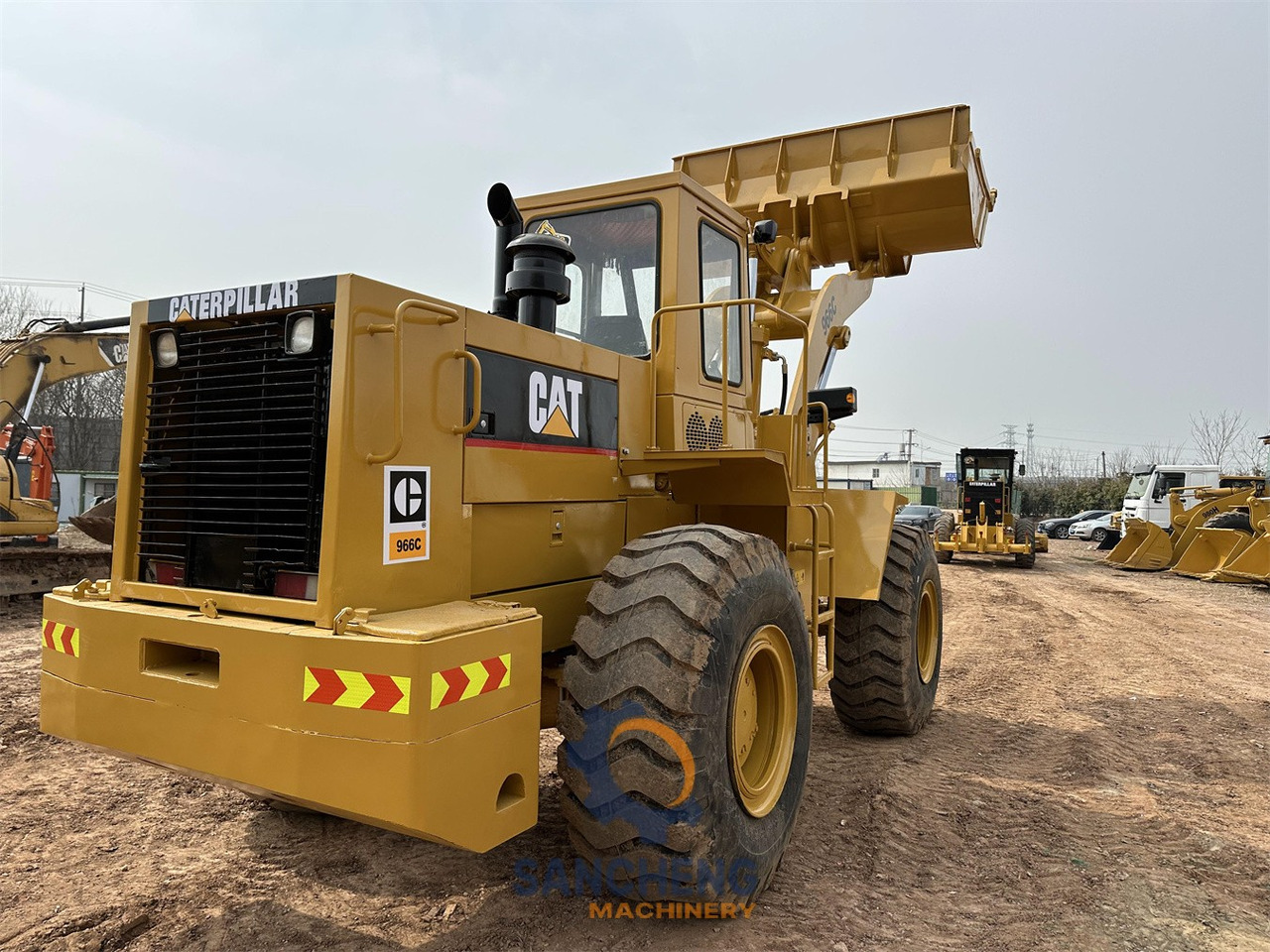 CATERPILLAR 966C - Riteņu iekrāvējs: foto 5 CATERPILLAR 966C - Riteņu iekrāvējs: foto 5