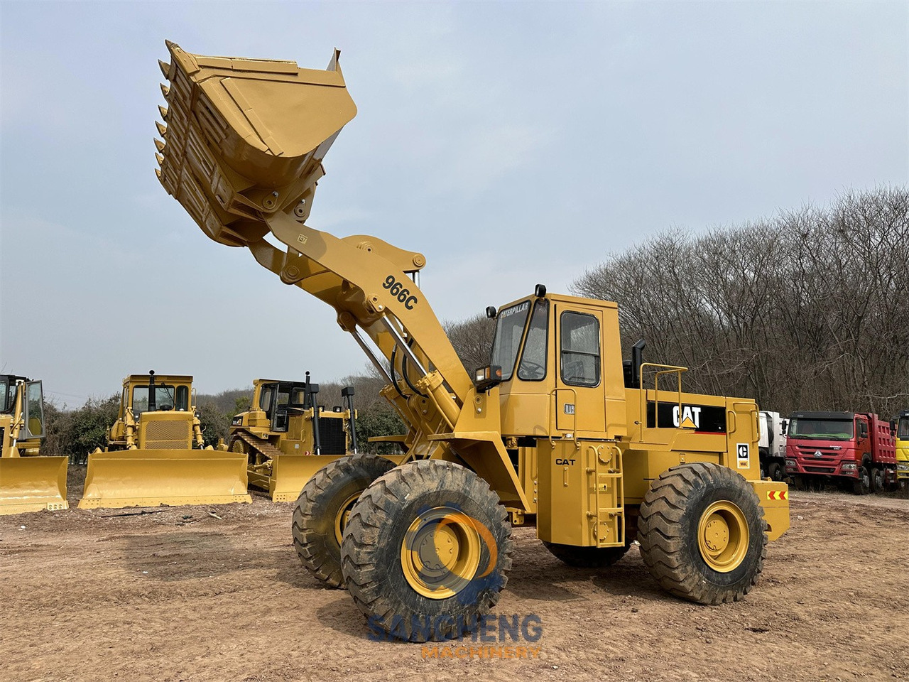 CATERPILLAR 966C - Riteņu iekrāvējs: foto 2 CATERPILLAR 966C - Riteņu iekrāvējs: foto 2