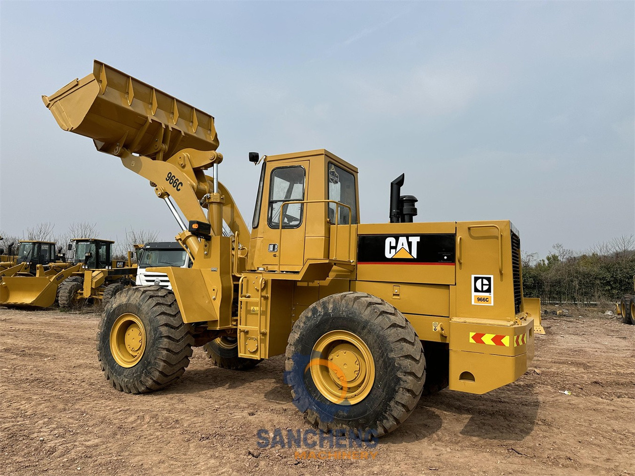 CATERPILLAR 966C - Riteņu iekrāvējs: foto 3 CATERPILLAR 966C - Riteņu iekrāvējs: foto 3