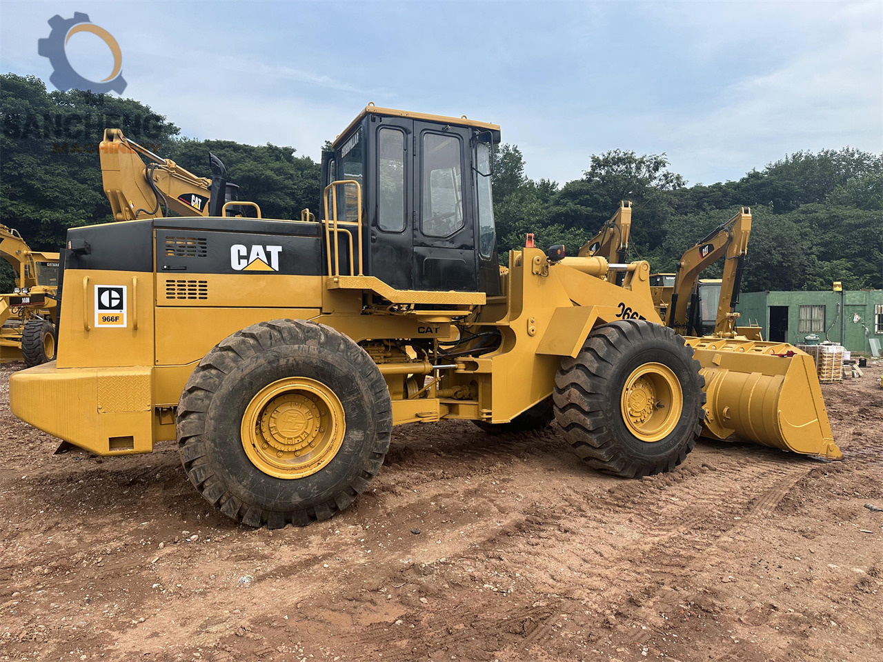 CATERPILLAR 966F - Riteņu iekrāvējs: foto 3 CATERPILLAR 966F - Riteņu iekrāvējs: foto 3