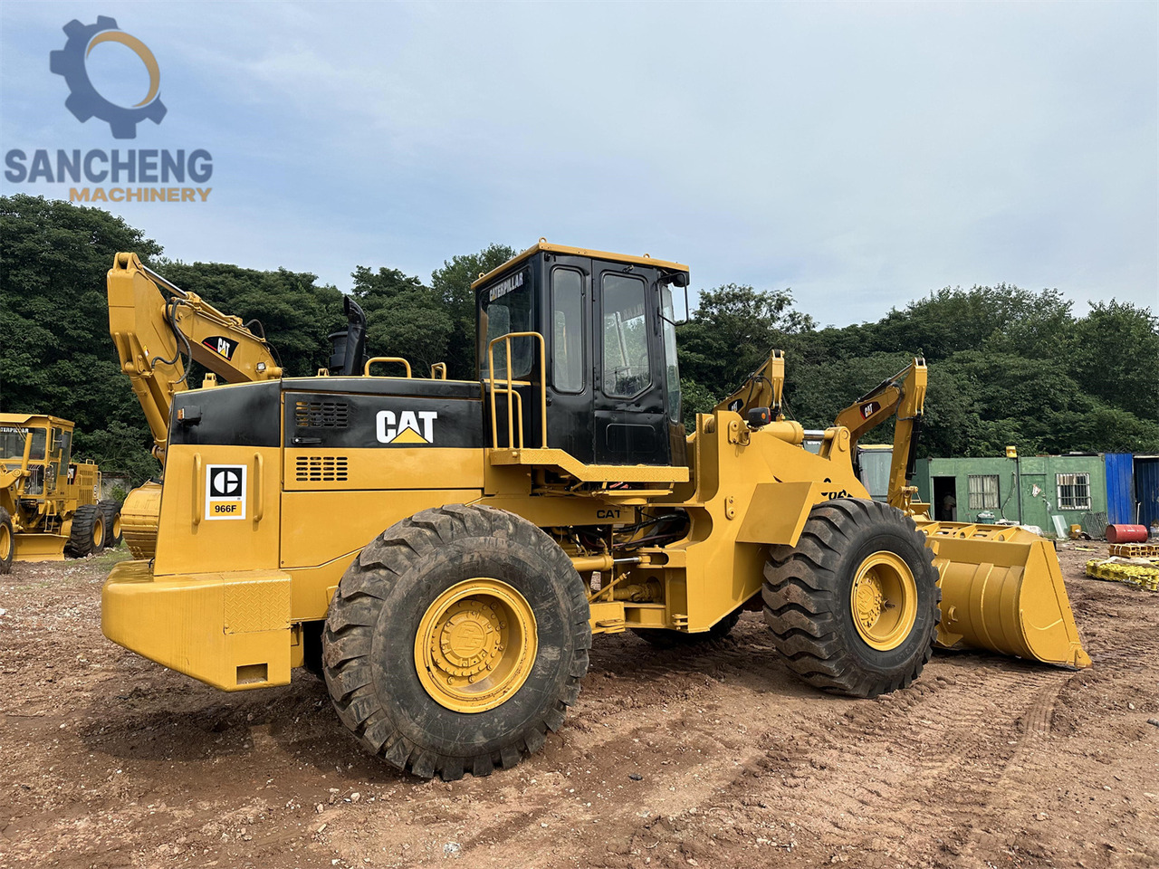 CATERPILLAR 966F - Riteņu iekrāvējs: foto 5 CATERPILLAR 966F - Riteņu iekrāvējs: foto 5