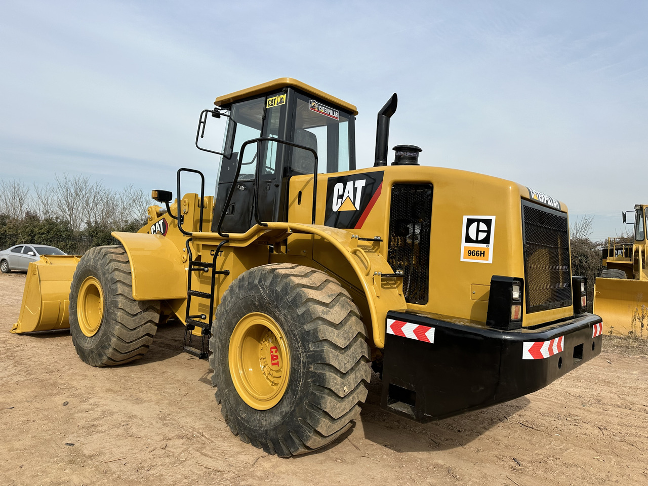 CATERPILLAR 966H - Riteņu iekrāvējs: foto 2 CATERPILLAR 966H - Riteņu iekrāvējs: foto 2