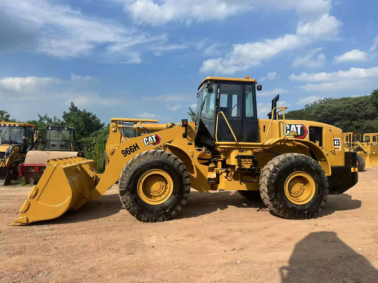 CATERPILLAR 966H - Riteņu iekrāvējs: foto 3 CATERPILLAR 966H - Riteņu iekrāvējs: foto 3