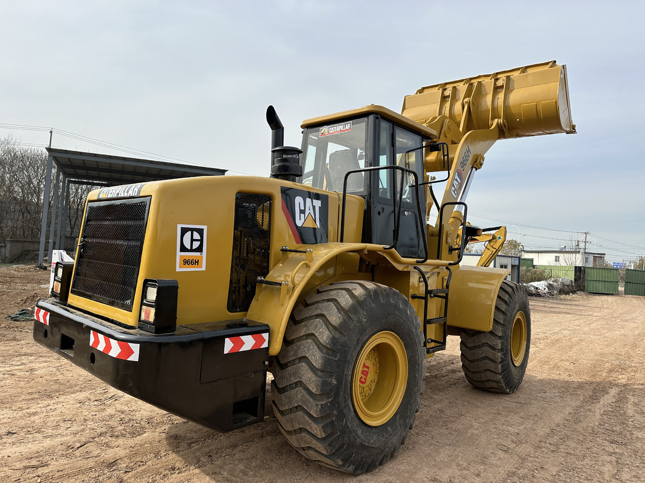 CATERPILLAR 966H - Riteņu iekrāvējs: foto 4 CATERPILLAR 966H - Riteņu iekrāvējs: foto 4