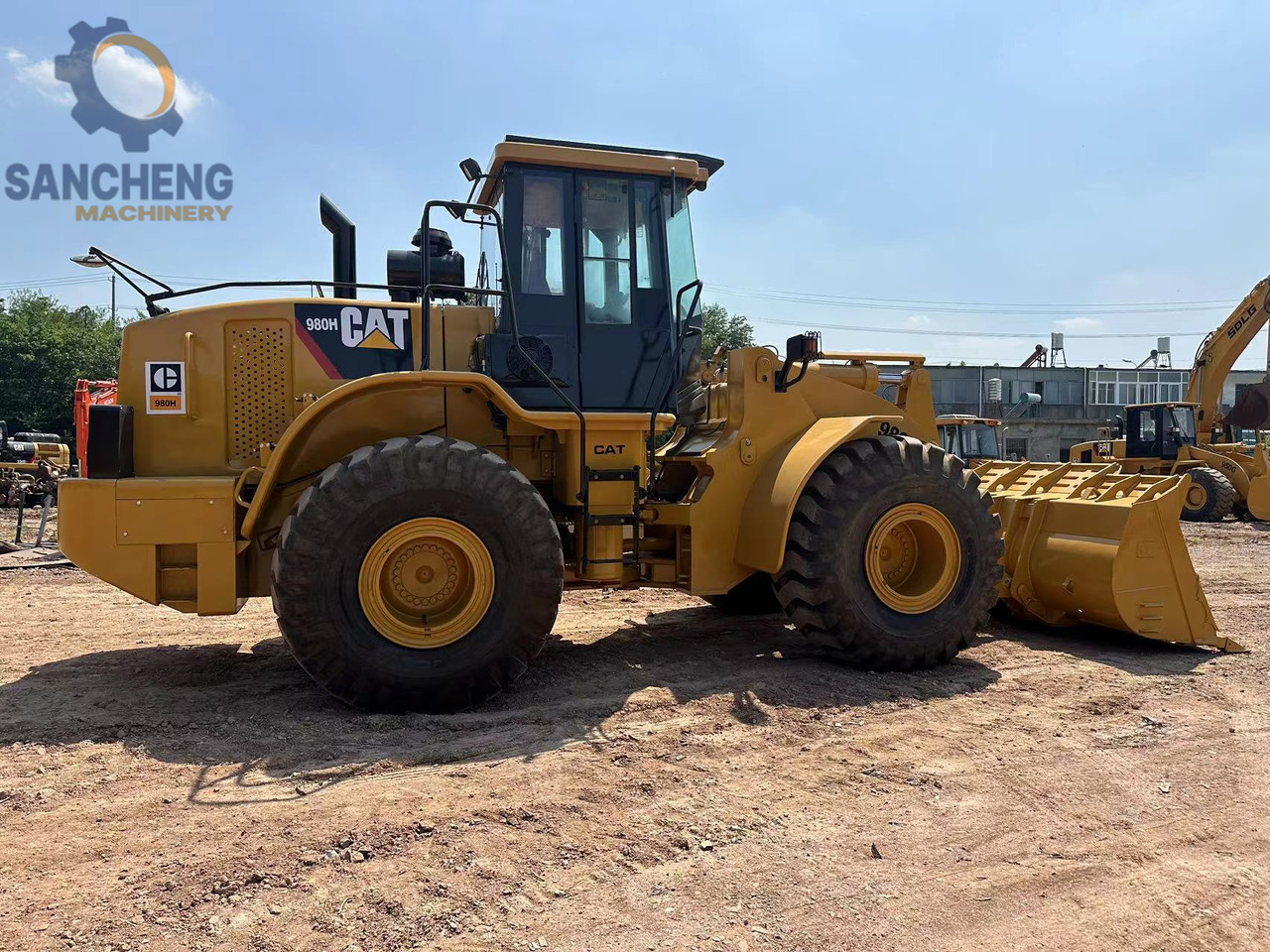 CATERPILLAR 980H - Riteņu iekrāvējs: foto 1 CATERPILLAR 980H - Riteņu iekrāvējs: foto 1