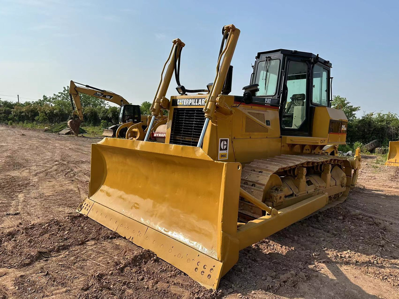 CATERPILLAR D6G Crawler Bulldozer - Buldozers: foto 4 CATERPILLAR D6G Crawler Bulldozer - Buldozers: foto 4