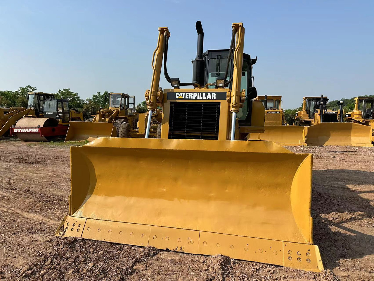 CATERPILLAR D6G Crawler Dozer - Buldozers: foto 3 CATERPILLAR D6G Crawler Dozer - Buldozers: foto 3