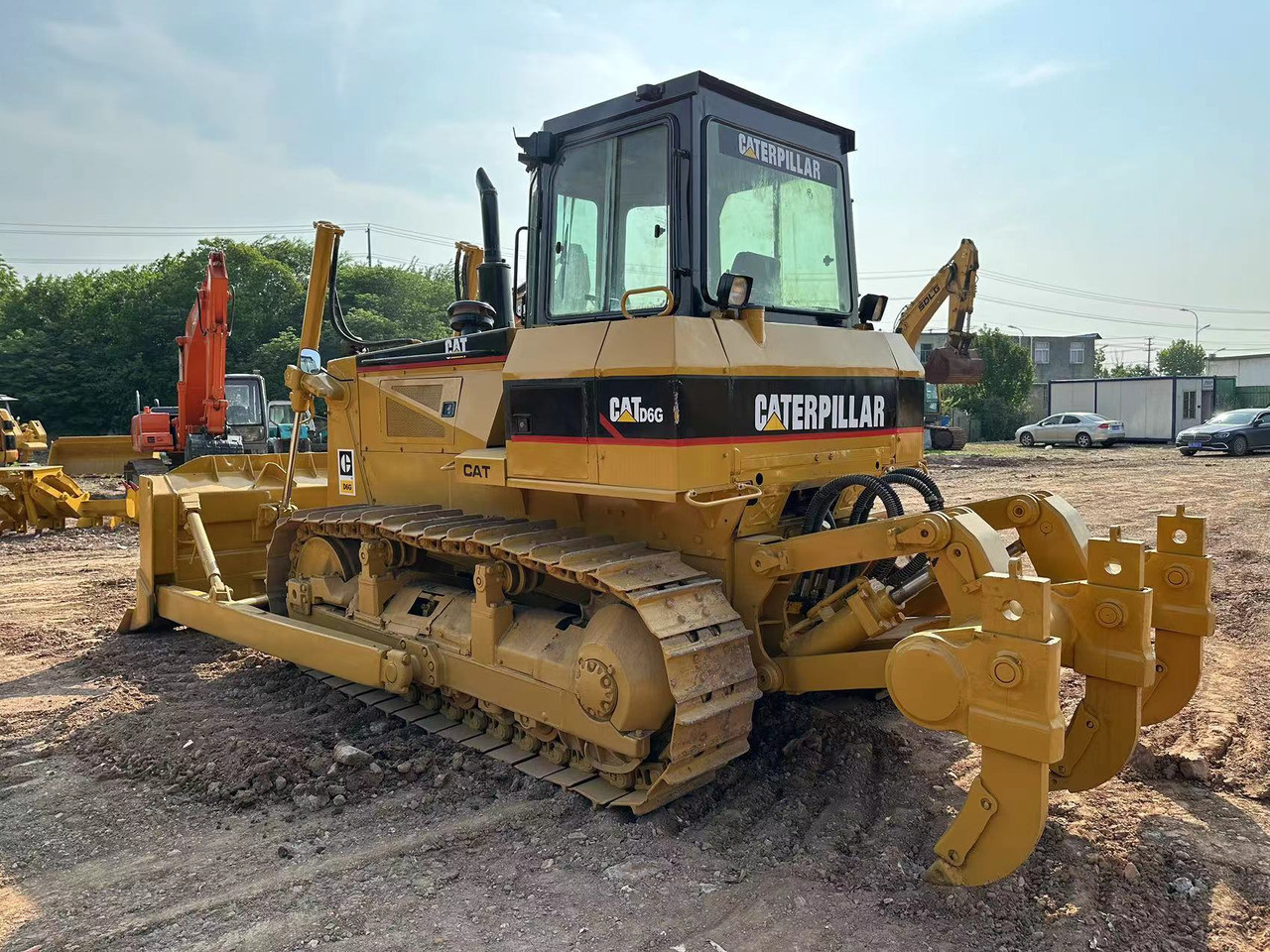 CATERPILLAR D6G Crawler Dozer - Buldozers: foto 1 CATERPILLAR D6G Crawler Dozer - Buldozers: foto 1