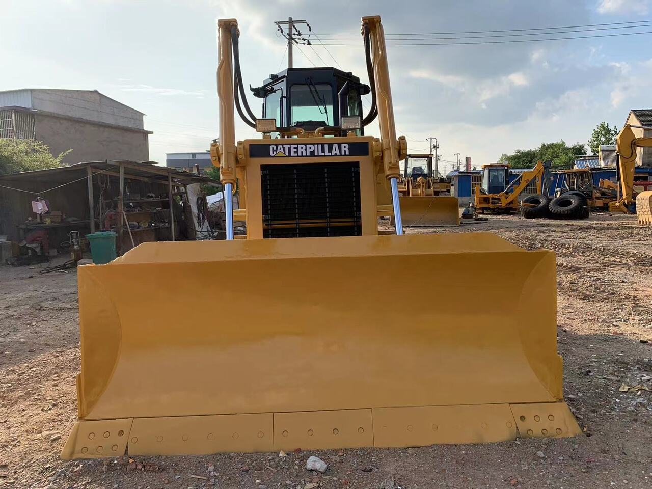 CATERPILLAR D6G - Buldozers: foto 5 CATERPILLAR D6G - Buldozers: foto 5