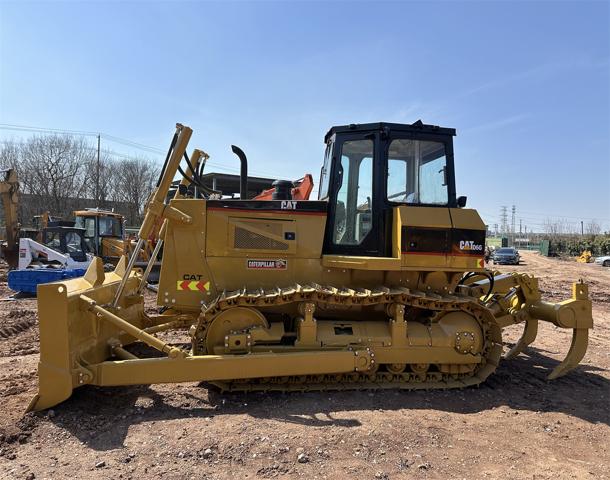 CATERPILLAR D6G - Ekskavators: foto 5 CATERPILLAR D6G - Ekskavators: foto 5