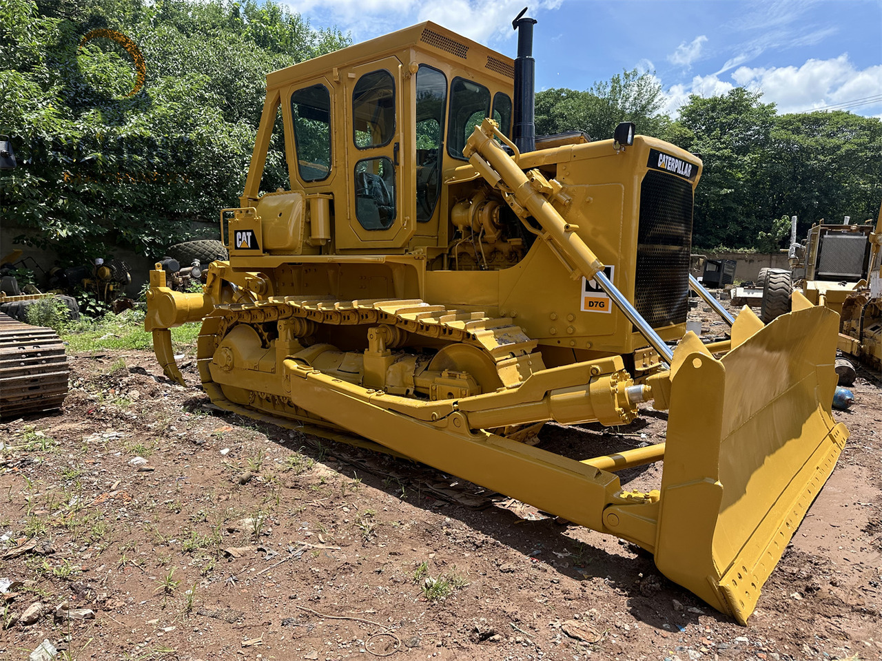 CATERPILLAR D7G - Buldozers: foto 2 CATERPILLAR D7G - Buldozers: foto 2