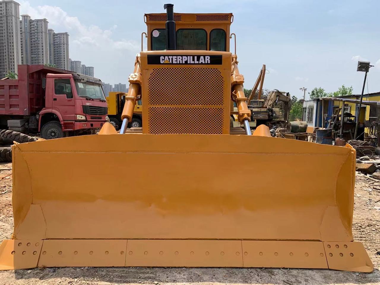CATERPILLAR D7G - Buldozers: foto 2 CATERPILLAR D7G - Buldozers: foto 2