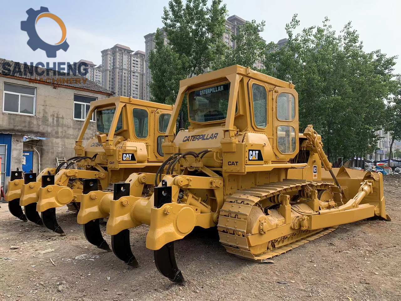 CATERPILLAR D7G - Buldozers: foto 1 CATERPILLAR D7G - Buldozers: foto 1