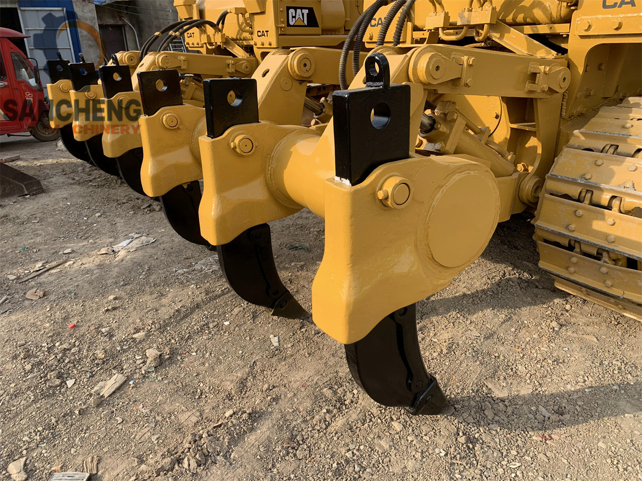 CATERPILLAR D7G - Buldozers: foto 2 CATERPILLAR D7G - Buldozers: foto 2