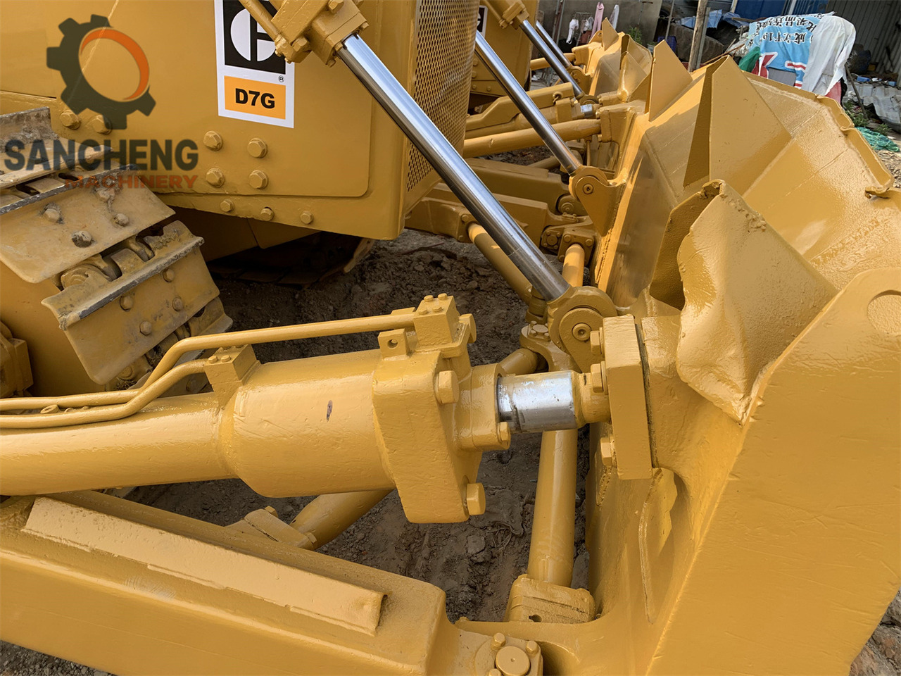 CATERPILLAR D7G - Buldozers: foto 4 CATERPILLAR D7G - Buldozers: foto 4