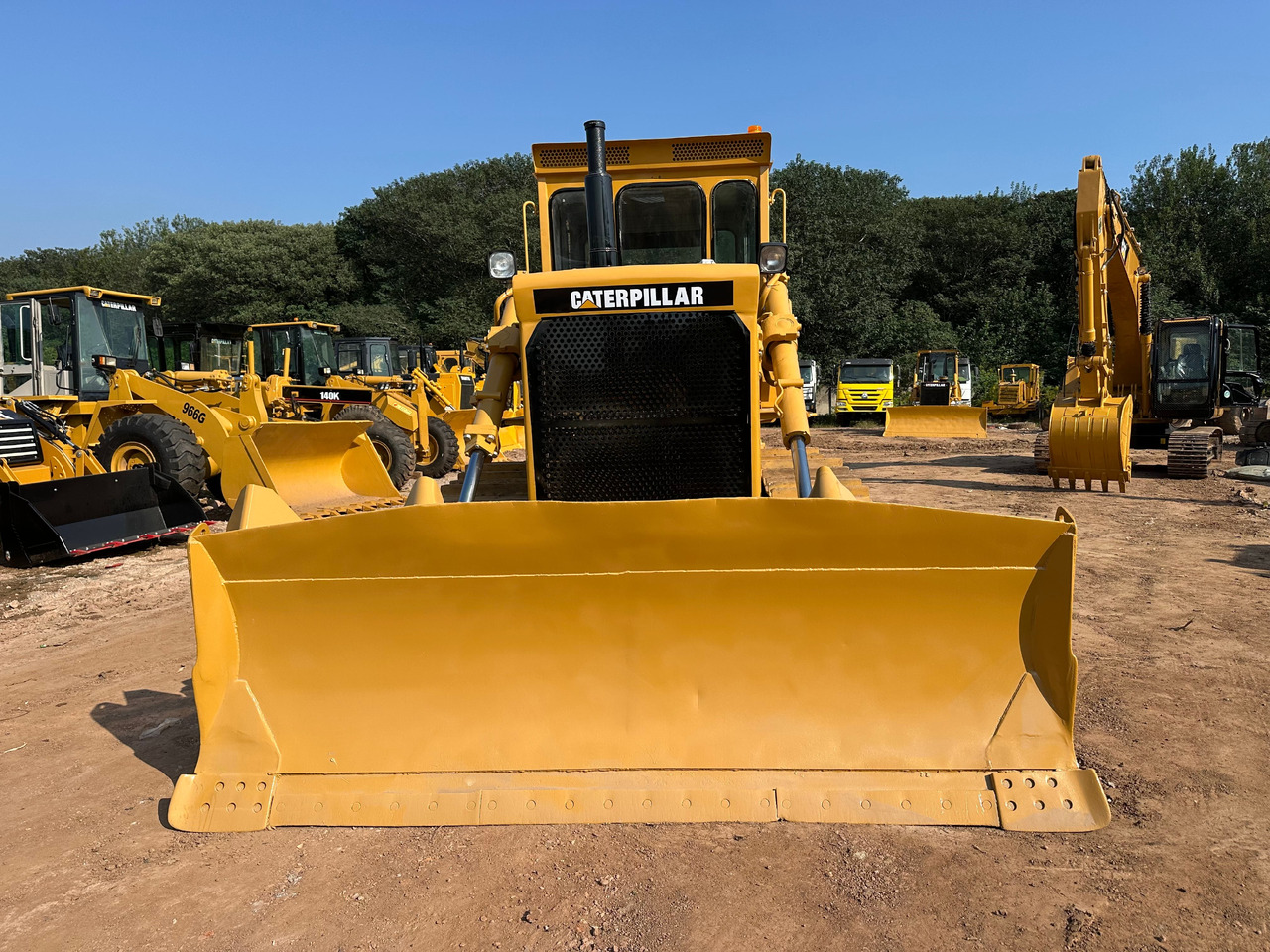 CATERPILLAR D7G bulldozer - Buldozers: foto 5 CATERPILLAR D7G bulldozer - Buldozers: foto 5