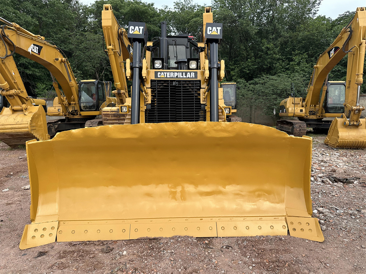 CATERPILLAR D7R - Buldozers: foto 3 CATERPILLAR D7R - Buldozers: foto 3