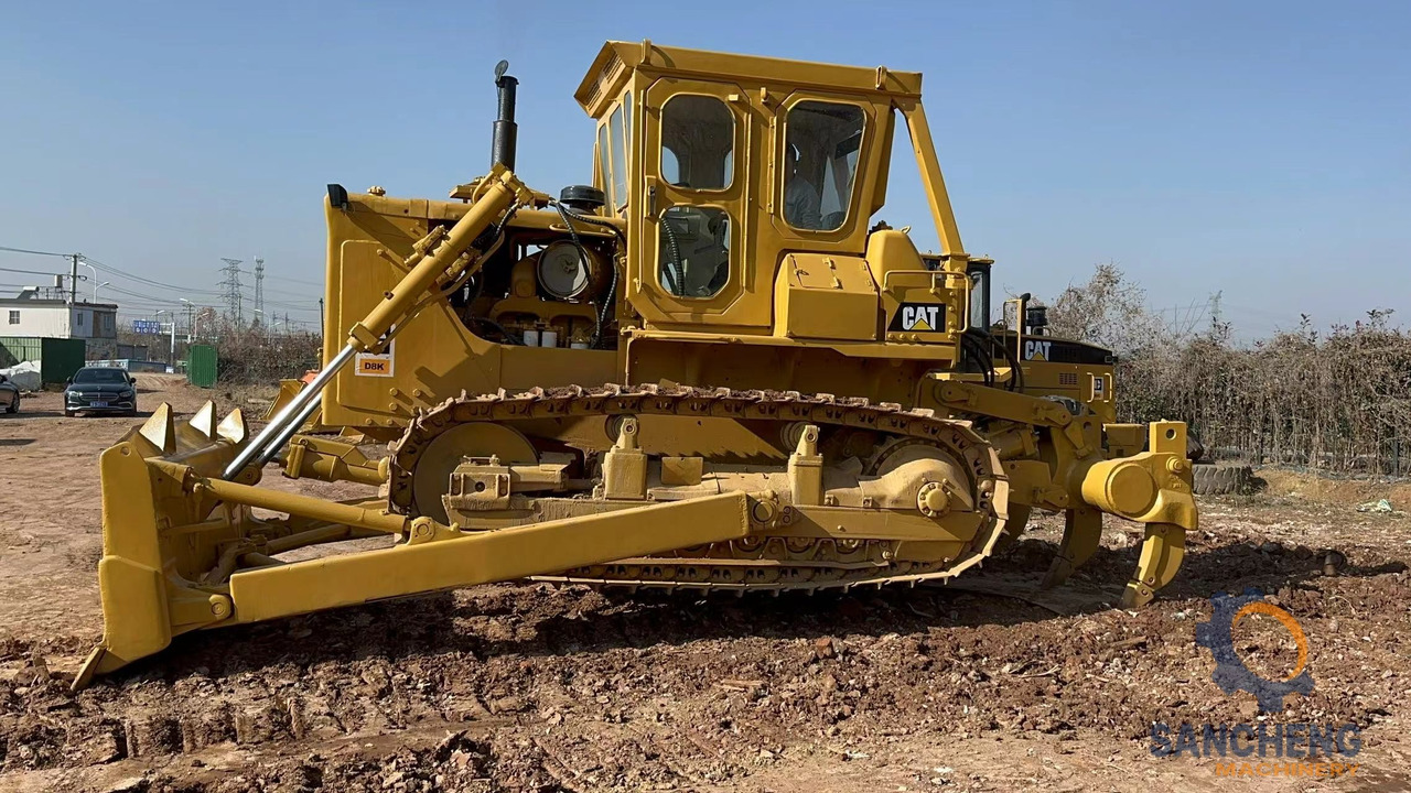 CATERPILLAR D8K - Buldozers: foto 2 CATERPILLAR D8K - Buldozers: foto 2