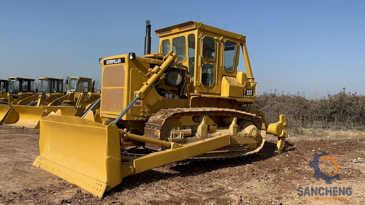 CATERPILLAR D8K - Buldozers: foto 3 CATERPILLAR D8K - Buldozers: foto 3