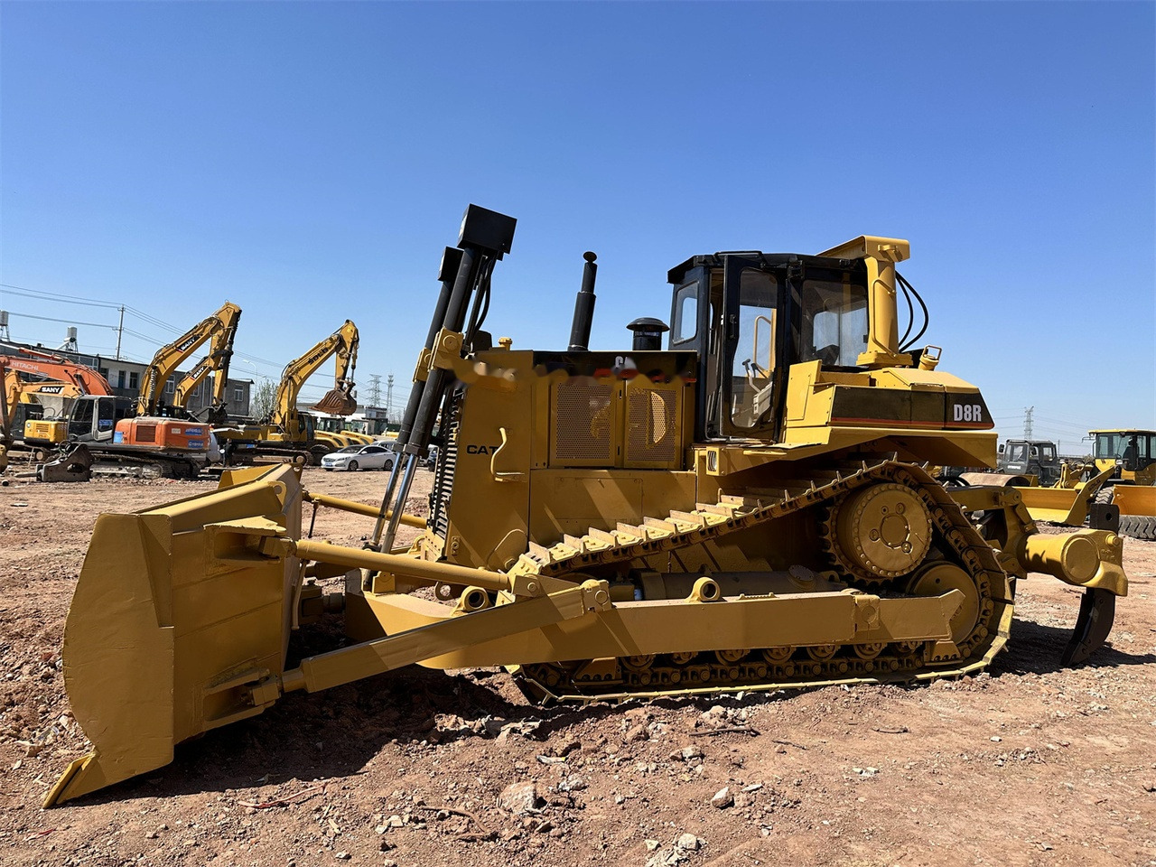 CATERPILLAR D8R - Buldozers: foto 5 CATERPILLAR D8R - Buldozers: foto 5