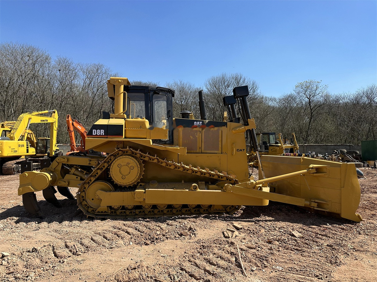 CATERPILLAR D8R - Buldozers: foto 3 CATERPILLAR D8R - Buldozers: foto 3
