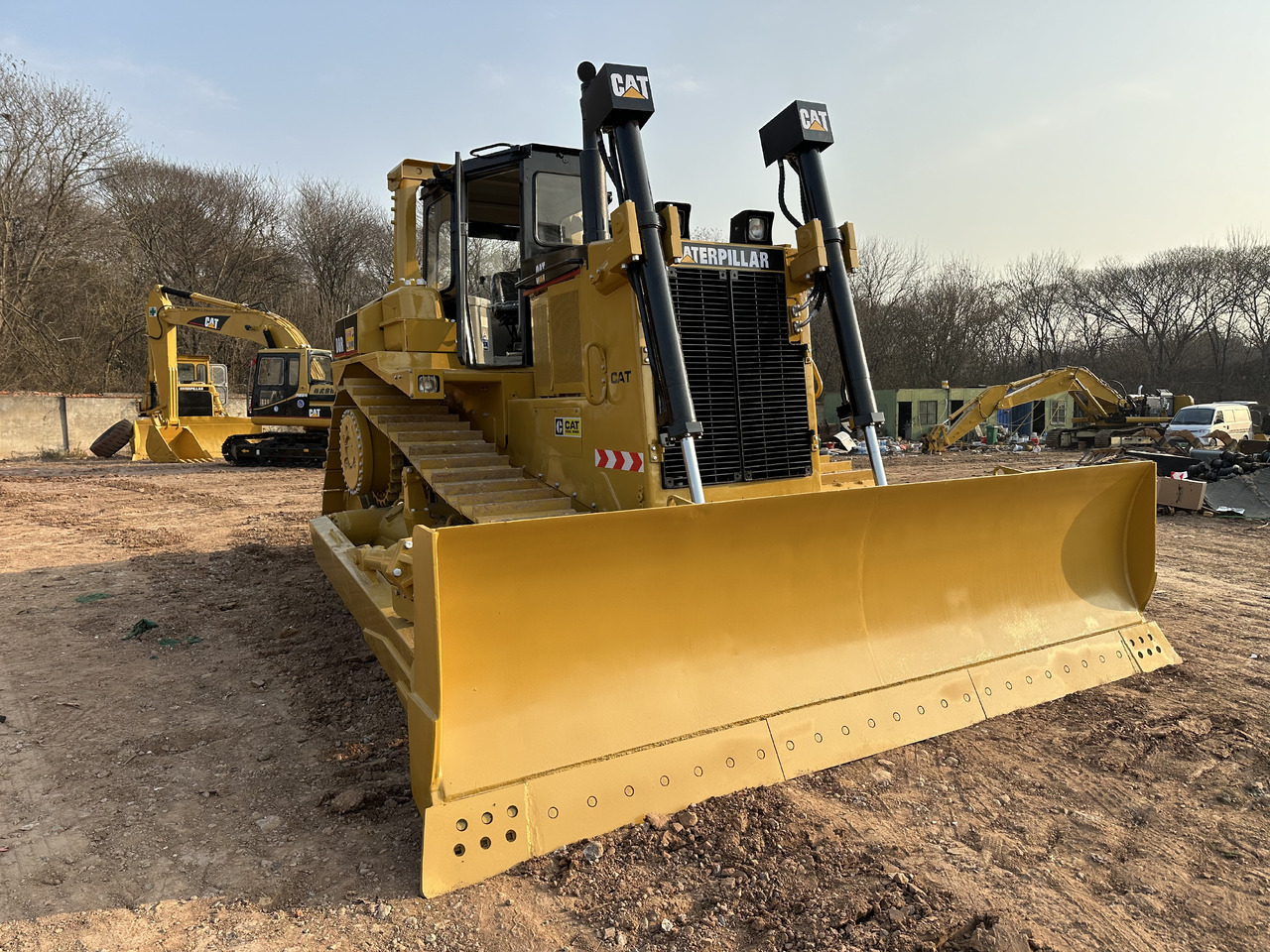 CATERPILLAR D8R - Buldozers: foto 4 CATERPILLAR D8R - Buldozers: foto 4