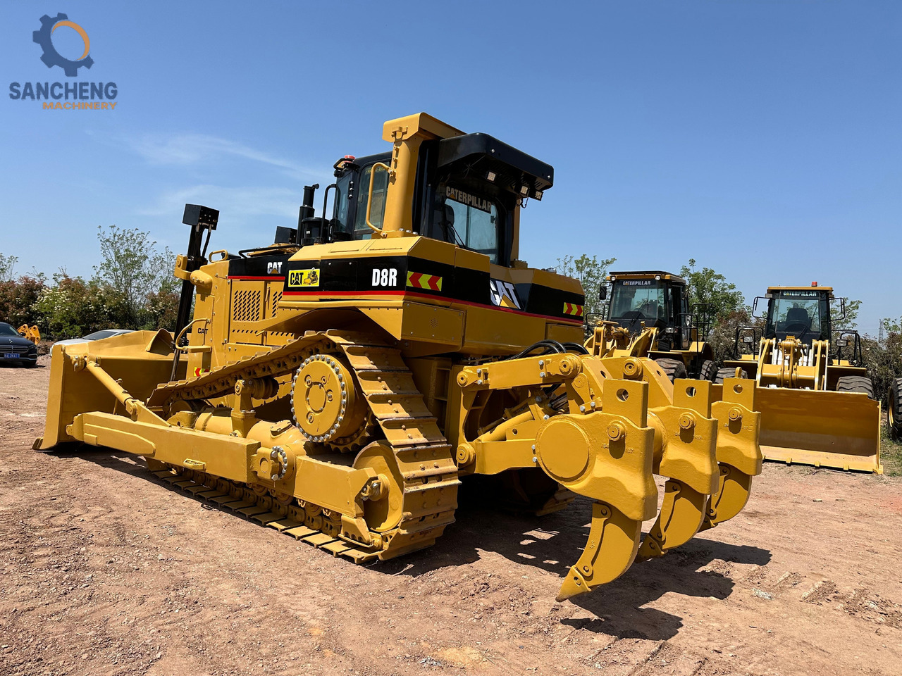 CATERPILLAR D8R - Buldozers: foto 2 CATERPILLAR D8R - Buldozers: foto 2