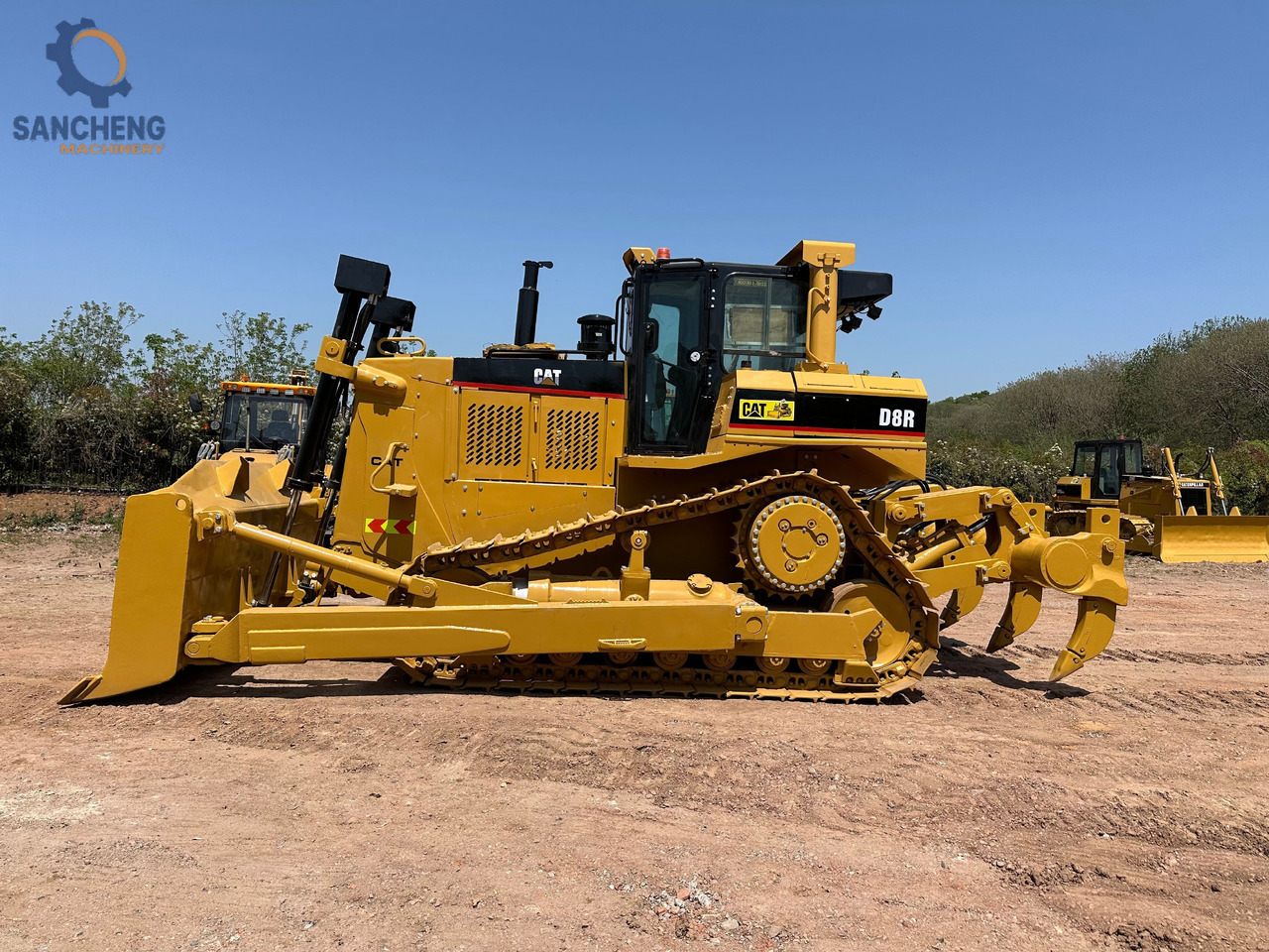 CATERPILLAR D8R - Buldozers: foto 4 CATERPILLAR D8R - Buldozers: foto 4